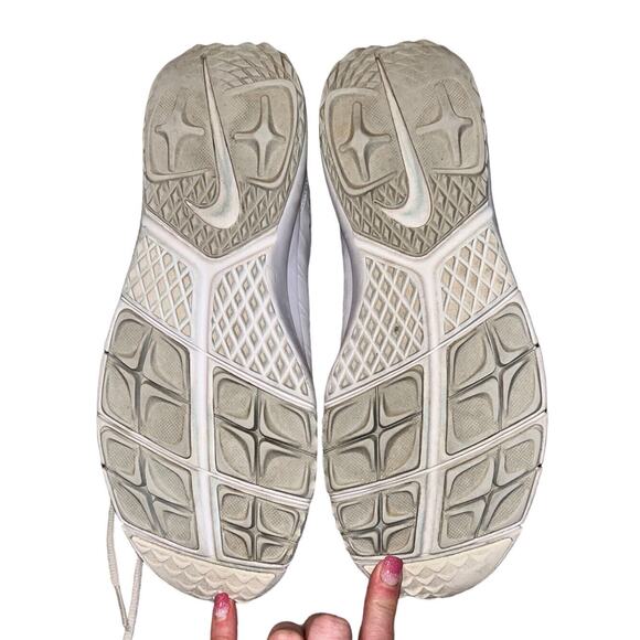 Women’s 9 2015 Nike FI Impact 2 White/Platinum Waterproof Spikeless Golf Shoes - Picture 10 of 10